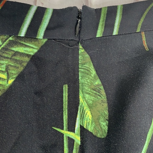 Reitmans Floral Skirt - Picture 4 of 5